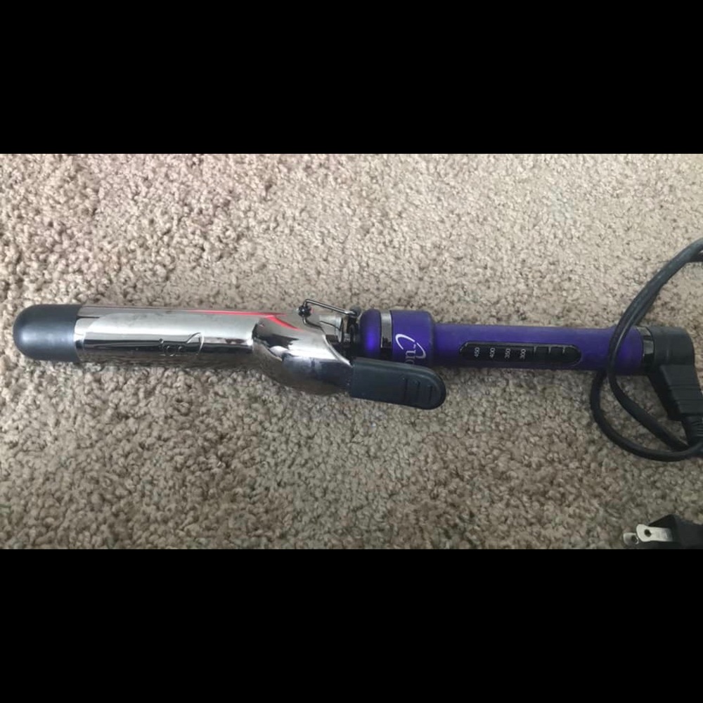 ION Curling Iron